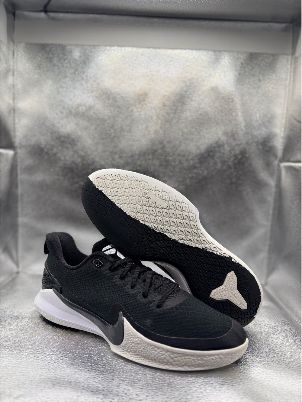 Nike Mamba focus black white